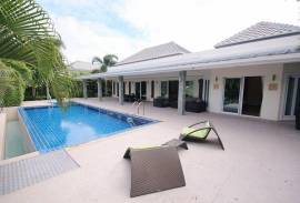 Single Story 3 Bedroom Pool Villa with Golf Membership