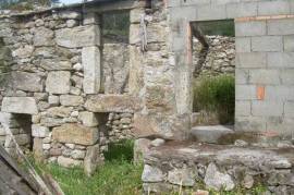 CASA DE PIEDRA PARA REHABILITAR EN A CAÑIZA