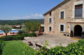 17th Century Catalan Farmhouse, fully restored