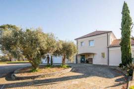 Elegance & Serenity  A 300 sqm Residence Near Brive