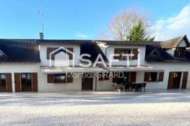 Propriété avec piscine à Vierzon