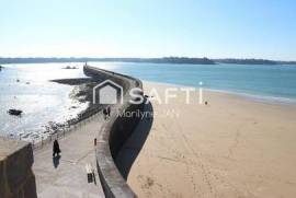 Pleine vue mer de cet appartement d'Intra-Muros à St Malo.
