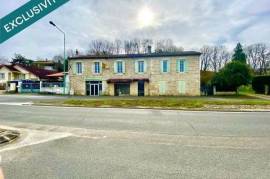 IMMEUBLE COMMERCIAL ET HABITATION EN COEUR DE VILLAGE