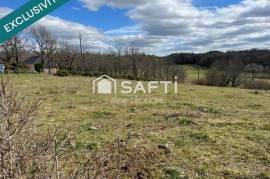 Terrain constructible plat et borné