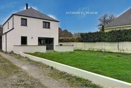 Maison - 8 pièces - 148m2