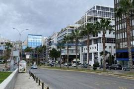 686190 - Office For rent, Kallipoli - Freattida, 402 sq.m., €3.220