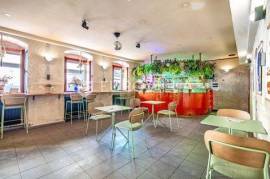 Zagreb, center, established bar, 90 m²