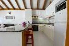1 Bedroom Bungalow For Sale