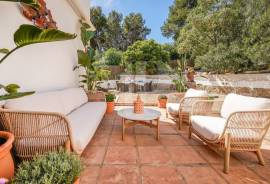 4 Bedrooms - Villa - For Sale