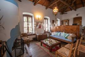 House 200 sq.m for sale