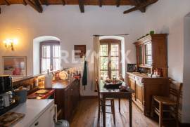 House 200 sq.m for sale