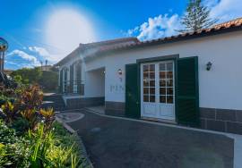 3 Bedrooms House - Água de Pena, Machico 3 Bedrooms House - Água de Pena, Machico