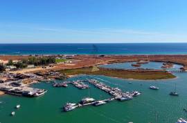 2 Bedroom Duplex Apartment with 2 parking spaces in Alvor