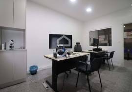 Store like new in the Loreto Urbanization