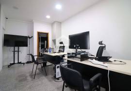 Store like new in the Loreto Urbanization