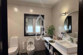 Excellent 4 Bedroom Villa of Modern Architecture Ideal for Living or Investing