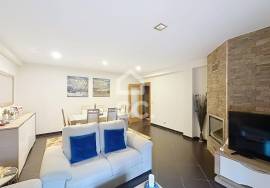 Semi-New 3 Bedroom Apartment in Santa Cruz – Comfort and Modernity