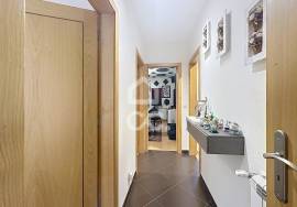 Semi-New 3 Bedroom Apartment in Santa Cruz – Comfort and Modernity