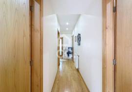 Modern 3 Bedroom Apartment with Open Space, 3 Balconies and Suite