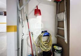 Modern 3 Bedroom Apartment with Open Space, 3 Balconies and Suite