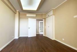 Apartamento T4 em Cascais com vista Mar e Serra