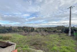 Terreno Rústico em Vale Fontainhas a 40 minutos de Lisboa