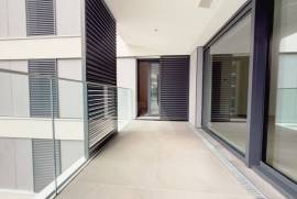 Apartamento T2 nas Avenidas Novas em Condomínio Fechado