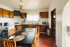 Moradia T4 em Alcabideche com Terraço e Garagem Moradia T4 em Alcabideche com Terraço e Garagem