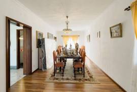 Moradia T4 em Alcabideche com Terraço e Garagem Moradia T4 em Alcabideche com Terraço e Garagem