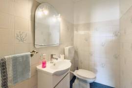 Moradia T4 em Alcabideche com Terraço e Garagem Moradia T4 em Alcabideche com Terraço e Garagem