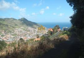 Plot of land with 939 m2, panoramic views over the city and the sea