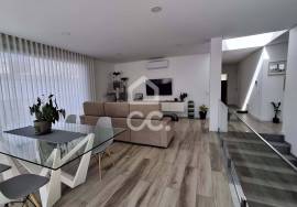 Villa Paredes Louredo