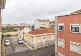 2 bedroom apartment Barreiro, near Recosta