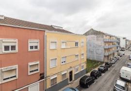 2 bedroom apartment Barreiro, near Recosta