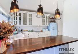 3+1 bedroom villa as new with pool and premium finishes in Vila Viçosa