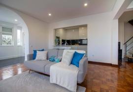 3 Bedroom Duplex Apartment, City Centre, Viseu