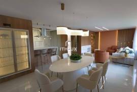 Beautiful High Standard Apartment, 125.3m², For Sale, 3 Suites, 2 Parking Spaces, Barbecue, Petrópolis, POA / RS