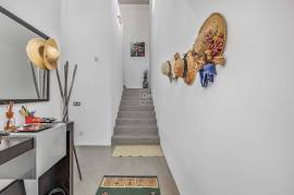 Contemporary 4-Bedroom Luxury Villa with Private Pool and Garden in Almancil