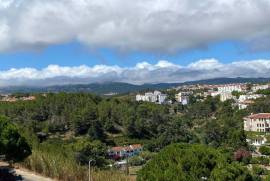 Renovated 2 Bedroom Apartment – Cascais