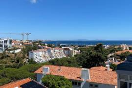 Renovated 2 Bedroom Apartment – Cascais