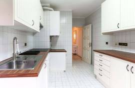 1 Bedroom Apartment in Estoril - Furnished