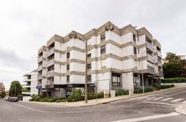 1 Bedroom Apartment in Estoril - Furnished