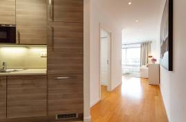 Premium 1 Bedroom Apartment in Estoril – Furnished