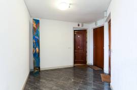 Premium 1 Bedroom Apartment in Estoril – Furnished