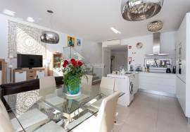 LUXURIOUS 3+1 BEDROOM VILLA WITH POOL AND PRIVATE GARAGE SITUATED IN CORREEIRA IN ALBUFEIRA LUXURIOUS 3+1 BEDROOM VILLA WITH POOL AND PRIVATE GARAGE SITUATED IN CORREEIRA IN ALBUFEIRA