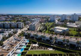 LUXURIOUS 3+1 BEDROOM VILLA WITH POOL AND PRIVATE GARAGE SITUATED IN CORREEIRA IN ALBUFEIRA LUXURIOUS 3+1 BEDROOM VILLA WITH POOL AND PRIVATE GARAGE SITUATED IN CORREEIRA IN ALBUFEIRA