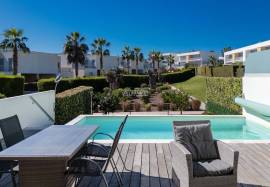 LUXURIOUS 3+1 BEDROOM VILLA WITH POOL AND PRIVATE GARAGE SITUATED IN CORREEIRA IN ALBUFEIRA LUXURIOUS 3+1 BEDROOM VILLA WITH POOL AND PRIVATE GARAGE SITUATED IN CORREEIRA IN ALBUFEIRA