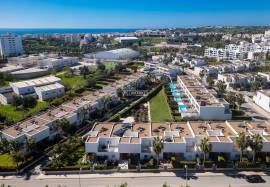 LUXURIOUS 3+1 BEDROOM VILLA WITH POOL AND PRIVATE GARAGE SITUATED IN CORREEIRA IN ALBUFEIRA LUXURIOUS 3+1 BEDROOM VILLA WITH POOL AND PRIVATE GARAGE SITUATED IN CORREEIRA IN ALBUFEIRA