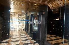 Banking office with 44 m2 on the 6th floor of a building located in Chiado, Lisbon