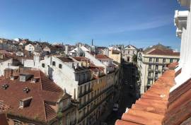 Banking office with 44 m2 on the 6th floor of a building located in Chiado, Lisbon